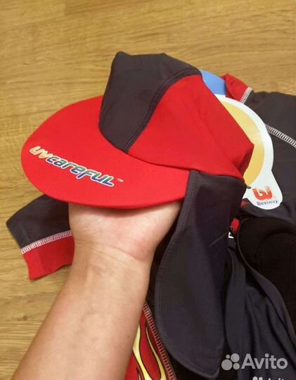 Новый костюм для купания с защитой от уф