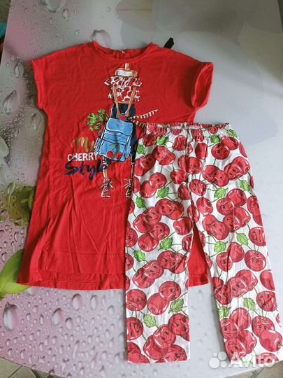 Одежда на девочку 146