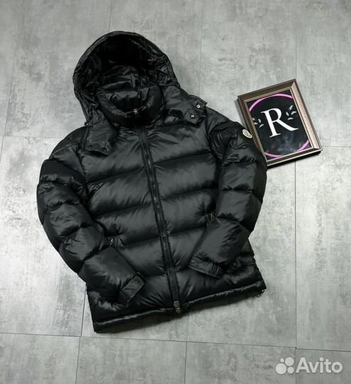 Куртки Moncler плотные