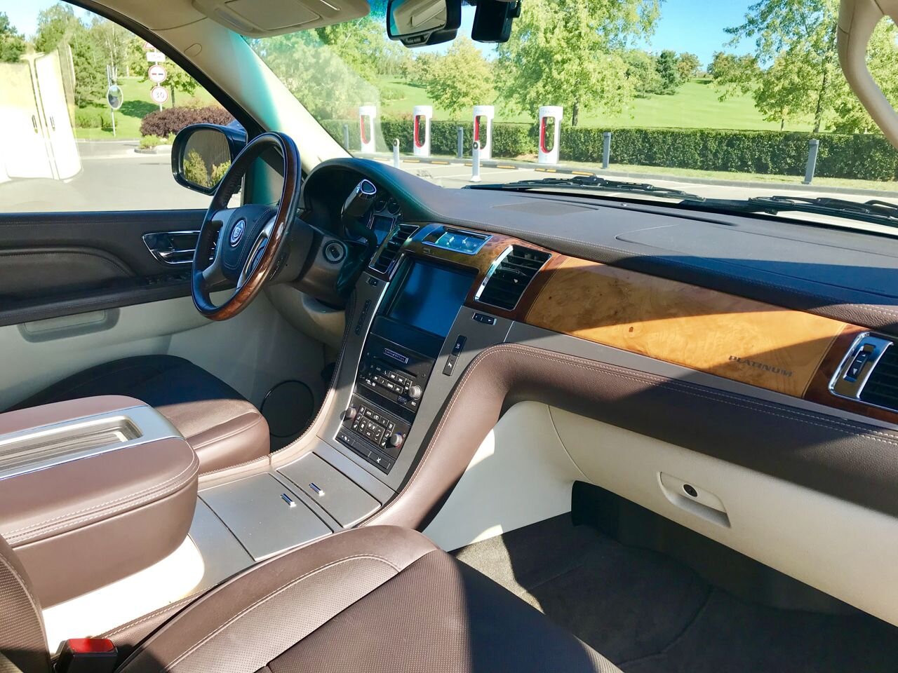 Cadillac Escalade: фото владельца
