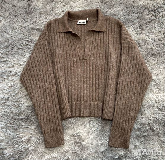 Свитер поло weekday