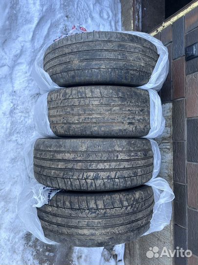 Triangle TH201 Sportex 245/40 R20 95Y