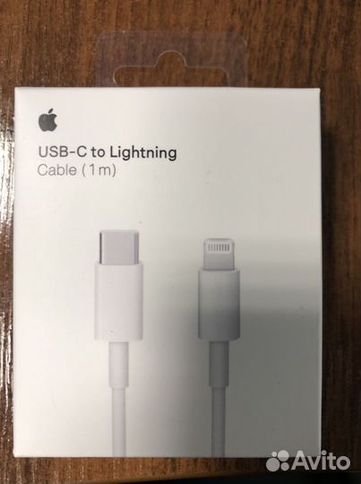 USB-C to Lightning кабель iPhone iPad
