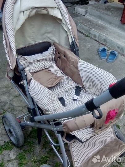 Прогулочная коляска