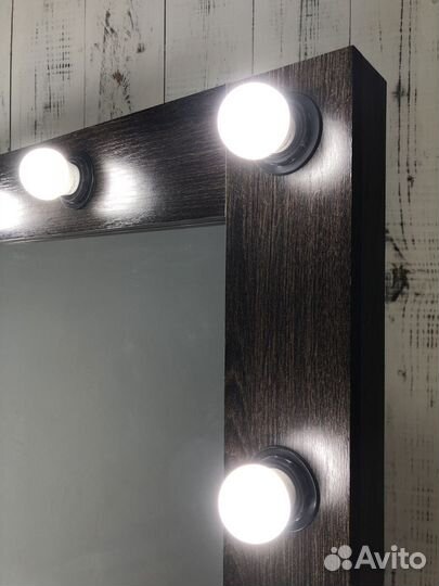 Зеркало с подсветкой