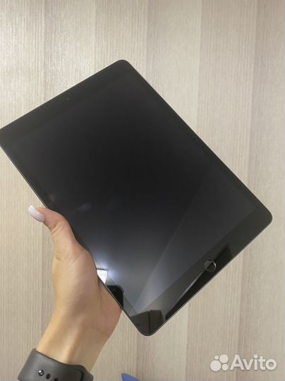 iPad 7th Generation Wi-Fi