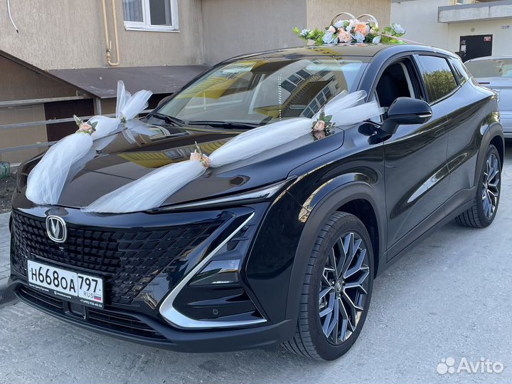 Прокат автомобиля на свадьбу с водителем