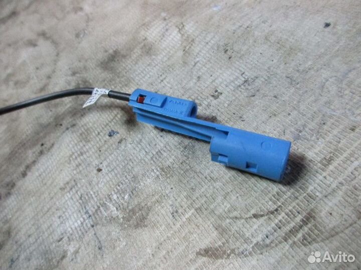 Антенна Opel Astra H / Family 2004-2015 (13279801)