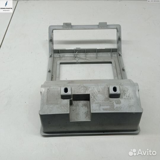 Бардачок 7M3868403C на Volkswagen Sharan (2000-2010)