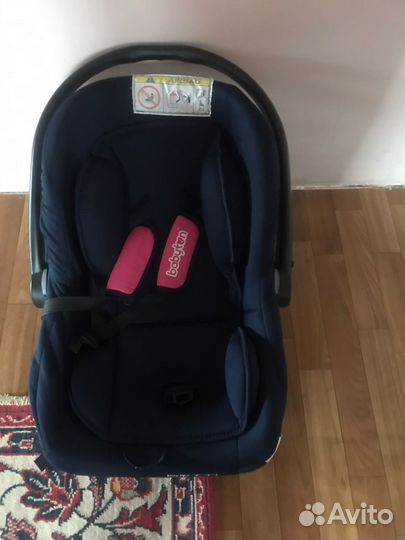 Детское кресло в машину