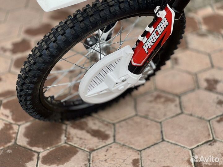 Мотоцикл procida PR300