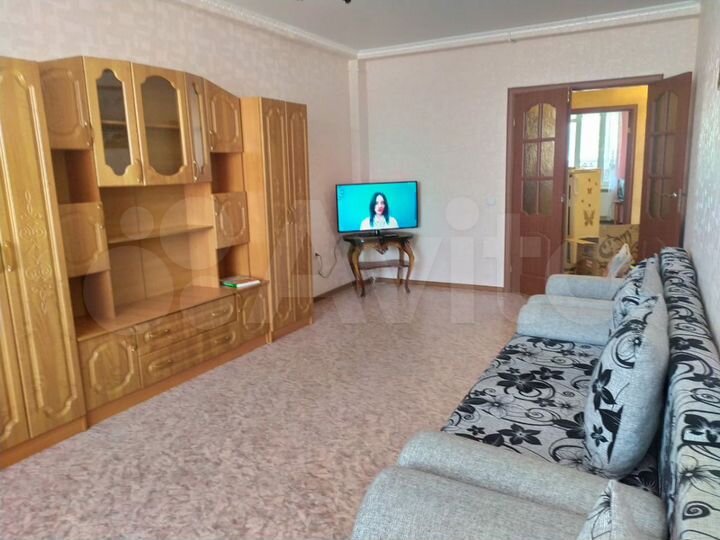 2-к. квартира, 66 м², 3/9 эт.