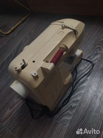 Швейная машина Jaguar