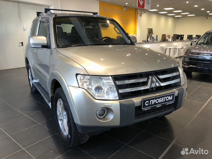 Mitsubishi Pajero 3.2 AT, 2008, 291 388 км