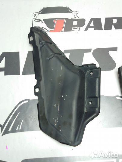 Брызговик задний Mitsubishi Outlander II (2005—200