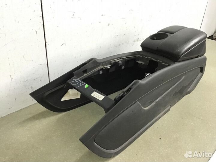 Консоль Audi Q7 4L 2005-2015