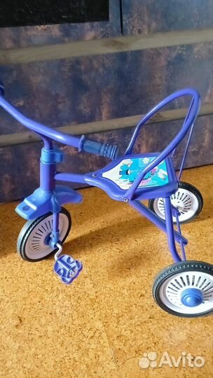 Трехколесный велосипед