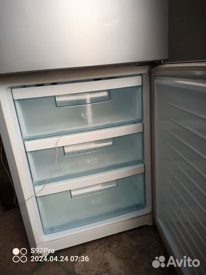 Холодильник