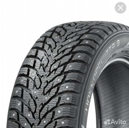 Nokian Tyres Hakkapeliitta 9 SUV 235/55 R18