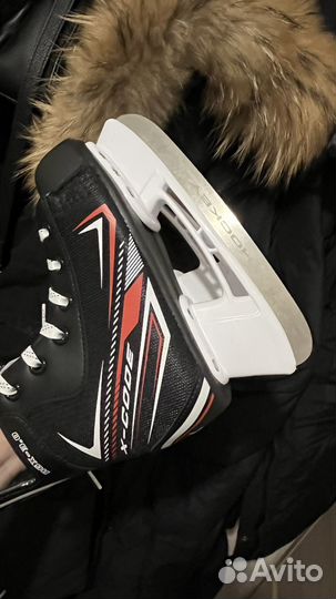 Коньки хоккейные 33