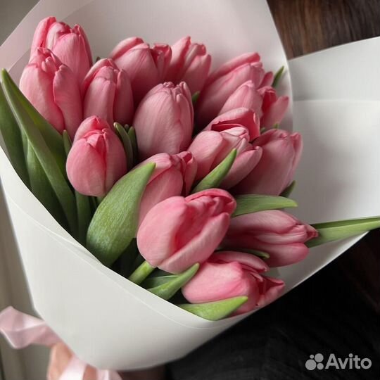 Нежный бует розовых тюльпанов