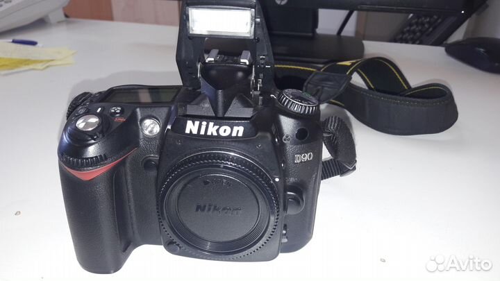 Nikon D90