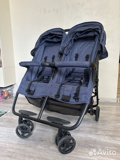 Коляска для двойни прогулочная Cozy Smart