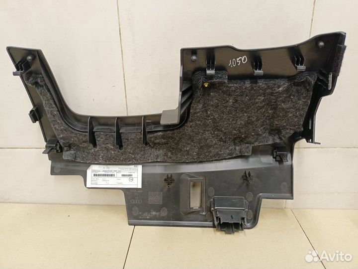 Накладка (кузов внутри) A1 2010