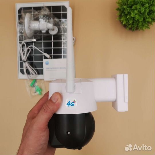 Камера видеонаблюдения с солнечной батареей