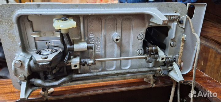 Швейная машинка чайка 3