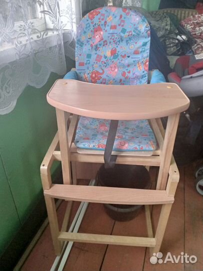 Стульчик для кормления