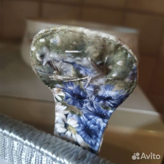 Шкатулка для шитья и швейных принадлежностей