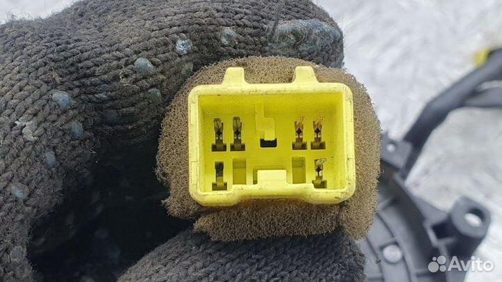 Механизм(шлейф) подрулевой SRS Nissan Pulsar 5 N15