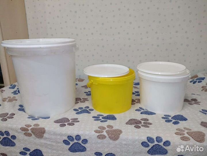 Ведра и бочки