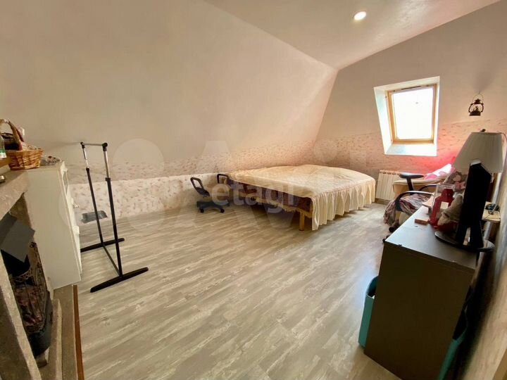 2-к. апартаменты, 79 м², 4/4 эт.