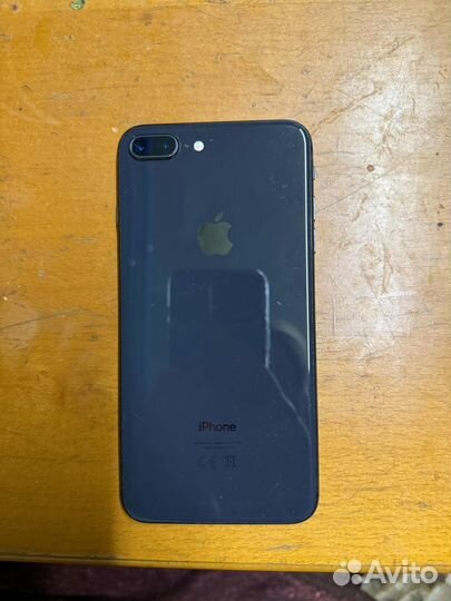 iPhone 8 Plus, 64 ГБ