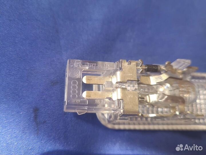 Плафон салонный Volkswagen Skoda