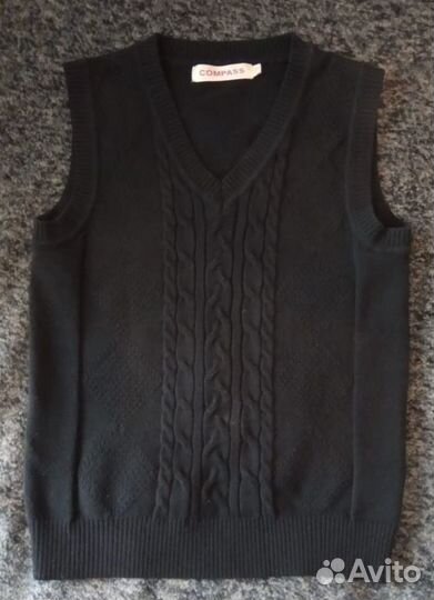 Жилетка школьная новая