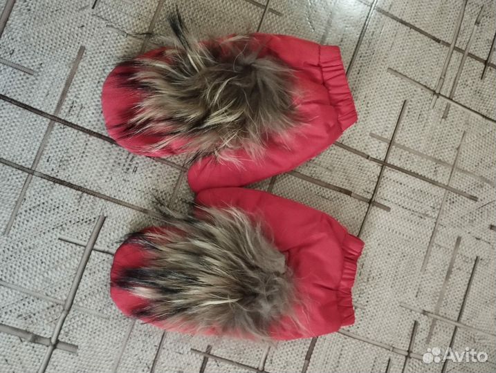Пуховик для девочки 134 зима