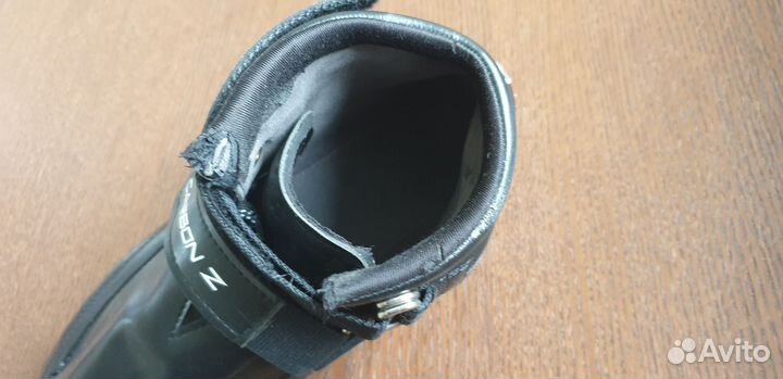 Ботинки Archer для шорт-трека