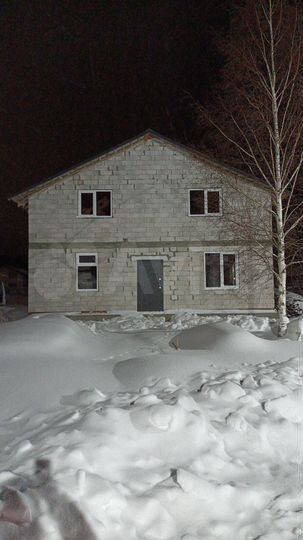 Коттедж 177 м² на участке 7,6 сот.