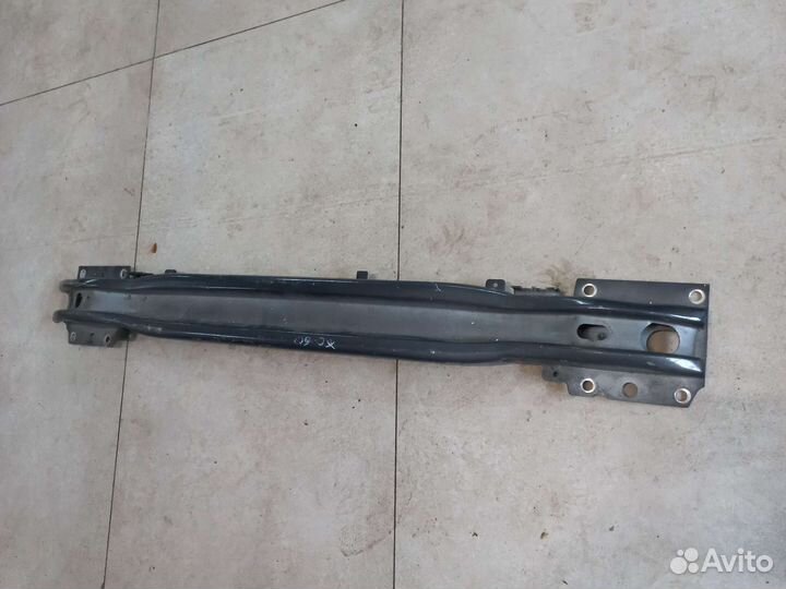 Усилитель бампера передний Volvo XC60