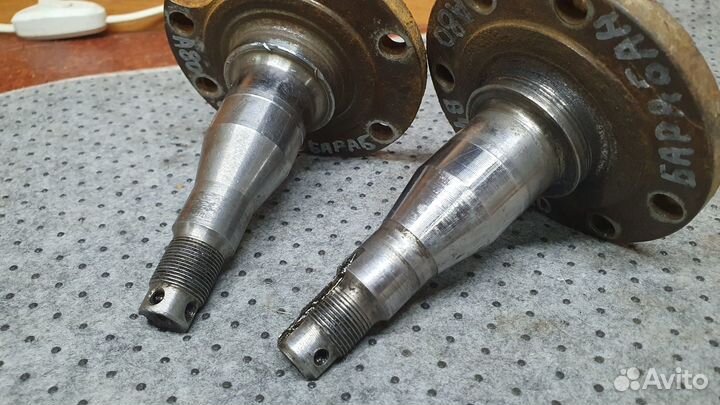 Цапфа заднего колеса ауди 80 90 100