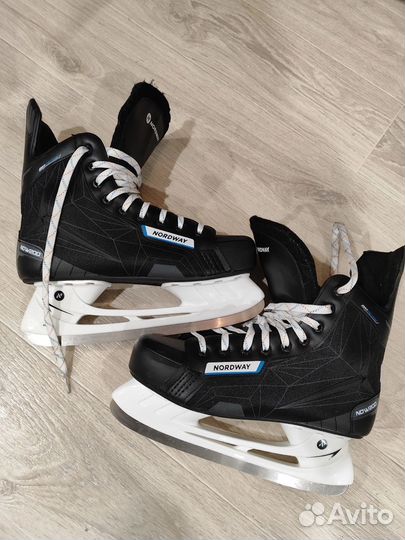 Коньки хоккейные 44 размер