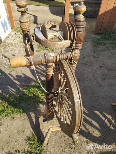 Прялка деревянная старинная