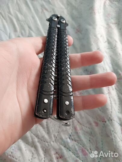 Нож бабочка расческа