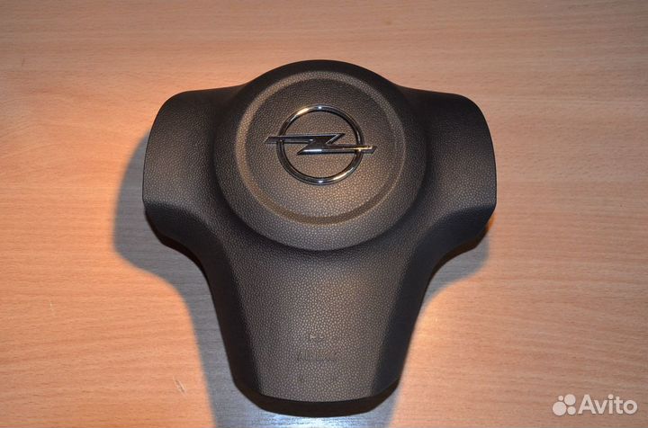 Крышка подушки безопасности Опель Корса Д