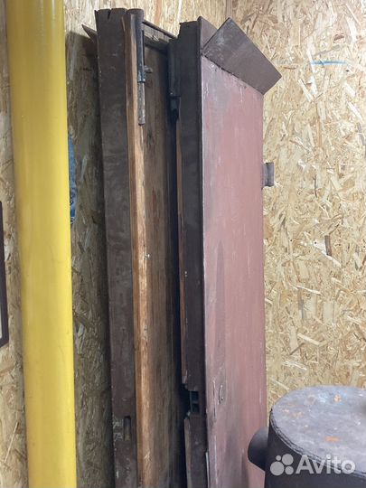 Ворота гаражные металлические