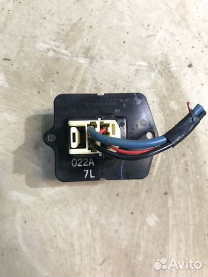 Реостат Mitsubishi Outlander 4B11 2008