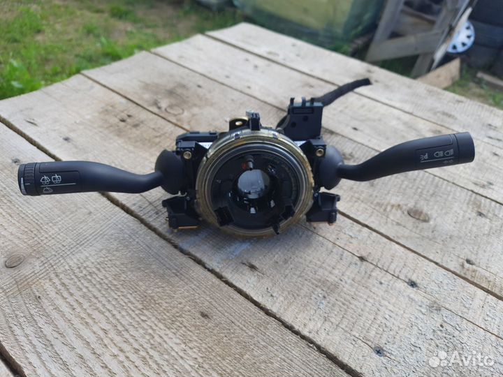 Подрулевой переключатель в сборе VW Touareg 1